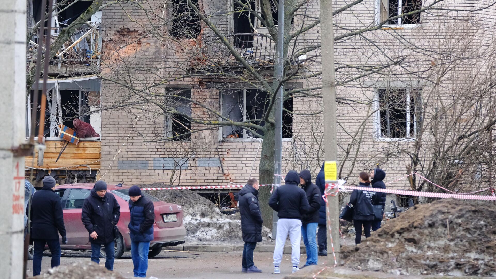 На месте ЧП в жилом доме в Красногвардейском районе Санкт-Петербурга - РИА Новости, 1920, 02.03.2024