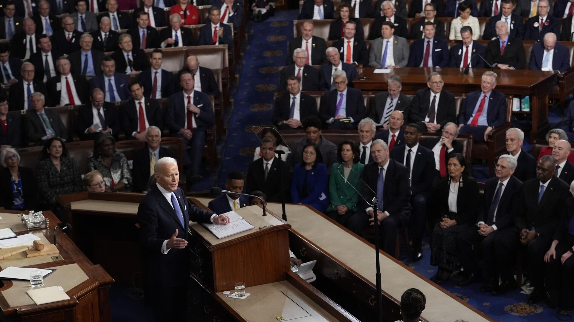Президент США Джо Байден во время выступления в Конгрессе в Капитолии - РИА Новости, 1920, 08.03.2024