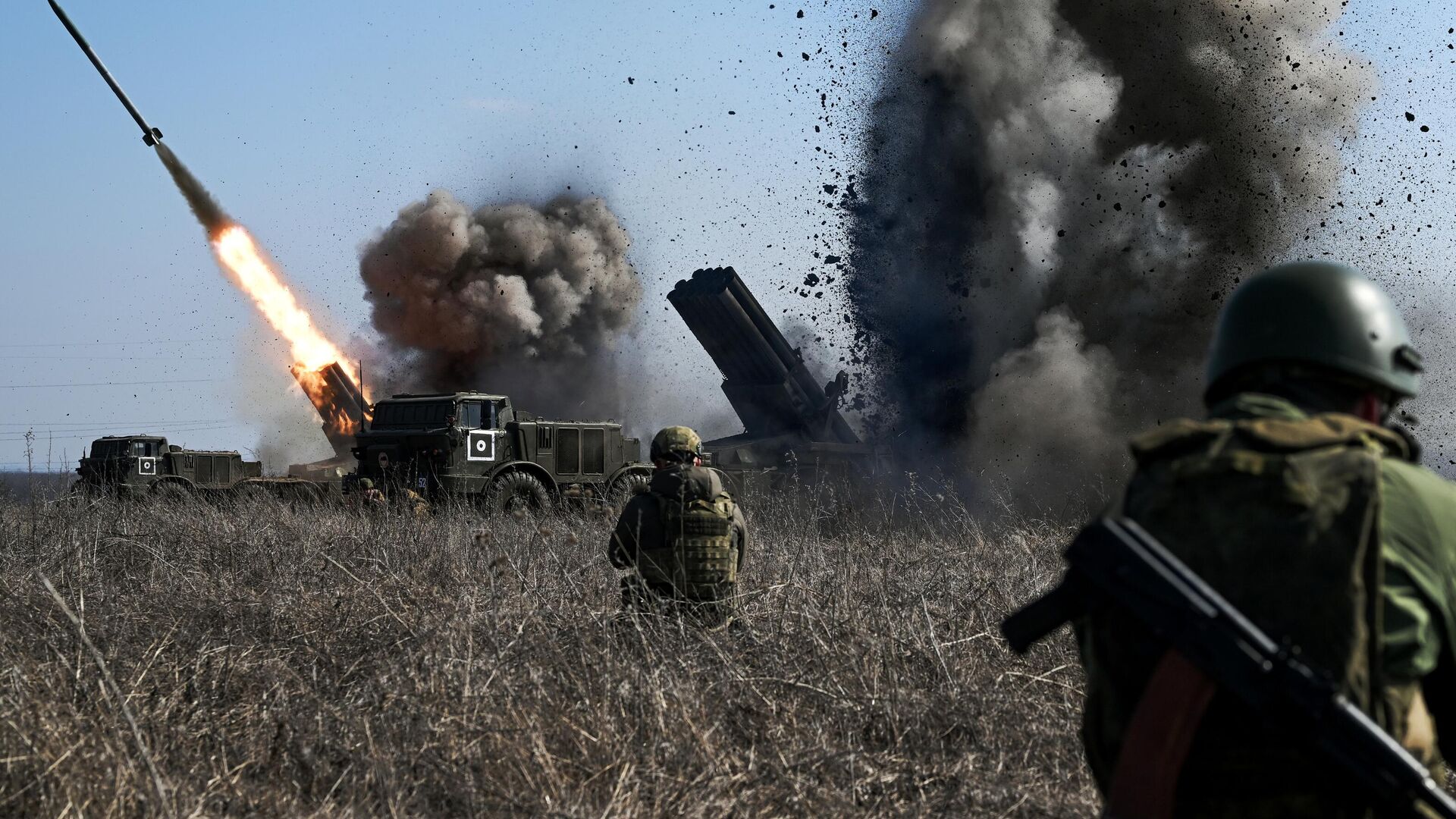 Боевая работа артдивизиона ЦВО в зоне спецоперации. Архивное фото - РИА Новости, 1920, 04.06.2024