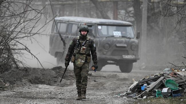 Военный инженер группировки войск Центр Центрального военного округа в Авдеевке