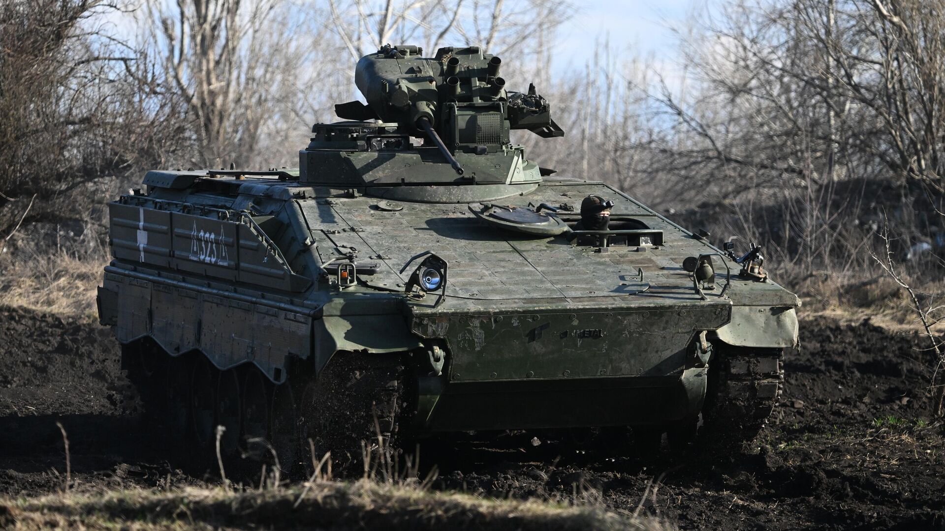 Трофейная немецкая БМП Мардер, восстановленная военнослужащими ЦВО - РИА Новости, 1920, 01.04.2024