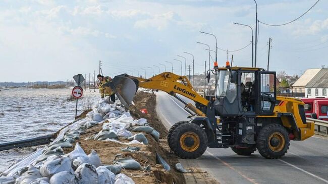 Участок трассы Р-402 возле села Абатское в Тюменской области. Архивное фото