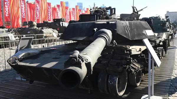 Трофейный танк Abrams на Поклонной горе в Москве. Архивное фото