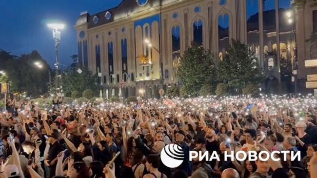 Митинг против закона об иноагентах в Тбилиси