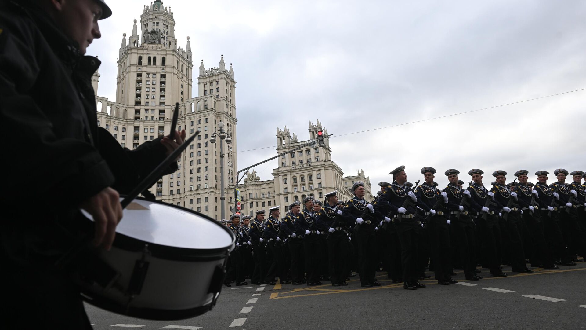 Генеральная репетиция парада к 79-летию Победы в Великой Отечественной войне - РИА Новости, 1920, 05.05.2024