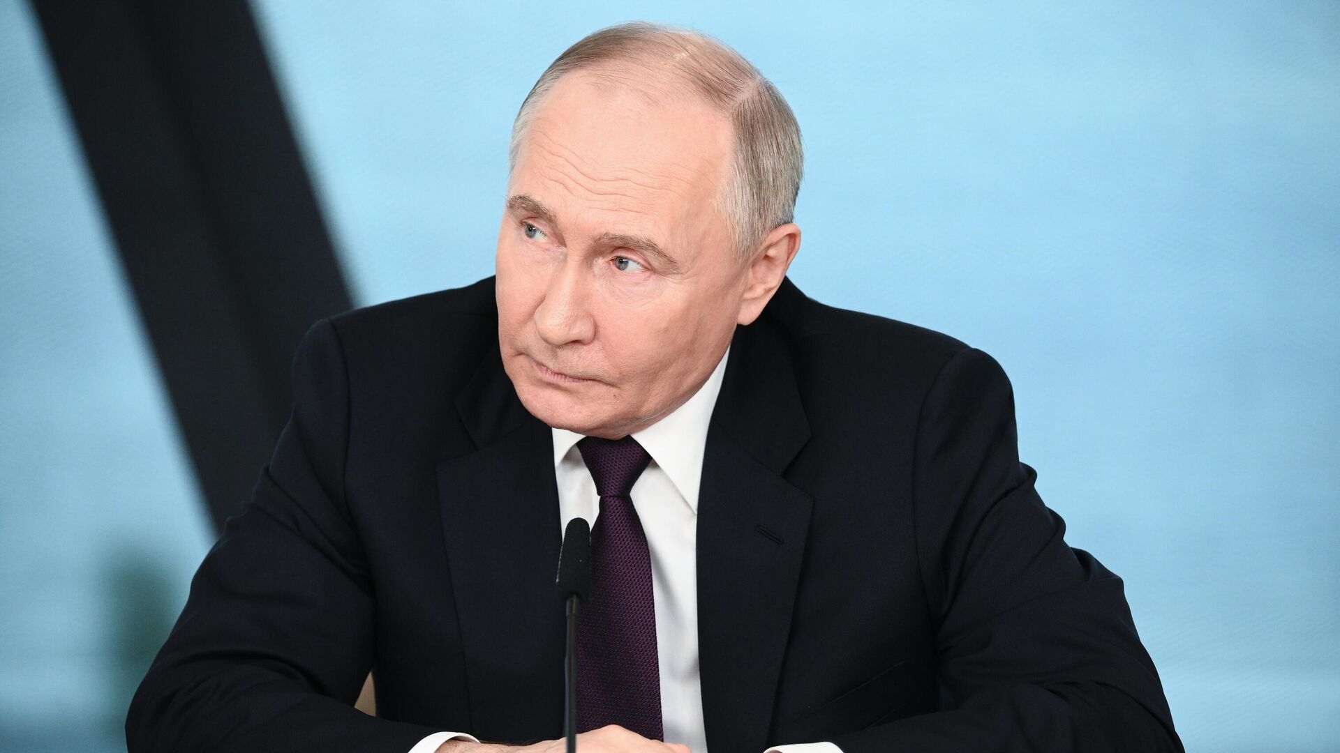 Президент РФ Владимир Путин проводит встречу с руководителями международных информационных агентств - РИА Новости, 1920, 05.06.2024