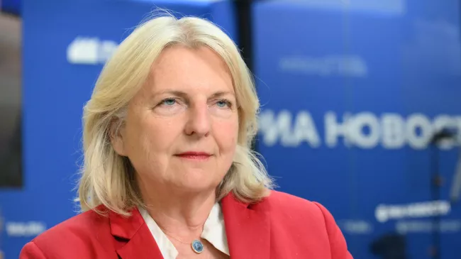 Карин Кнайсль на стенде РИА Новости на ПМЭФ-2024