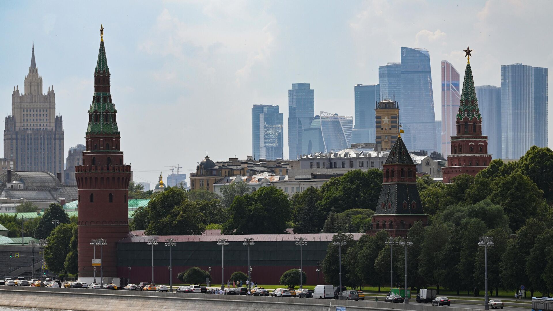 Панорамный вид на Московский Кремль и Москву-реку - РИА Новости, 1920, 17.08.2024