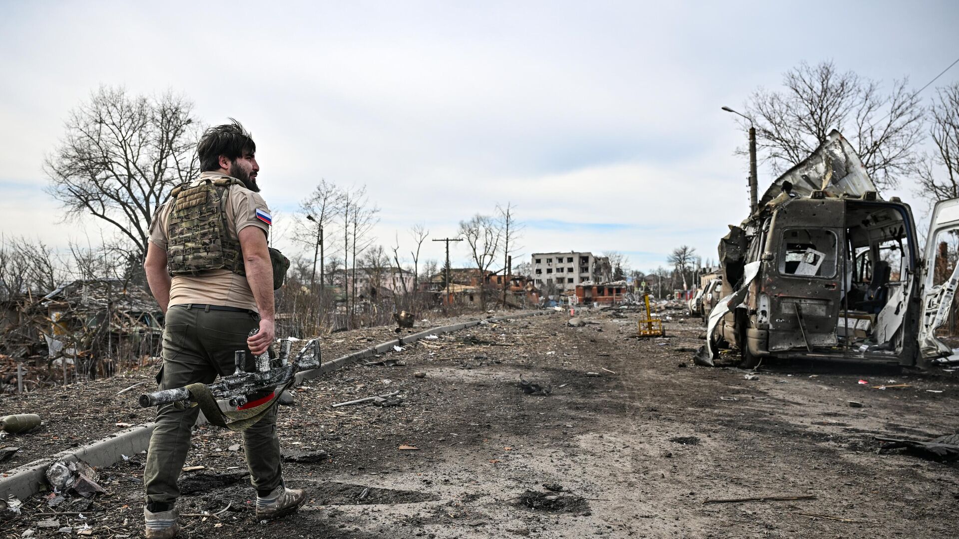 Российские военные в освобожденной Судже - РИА Новости, 1920, 29.05.2025