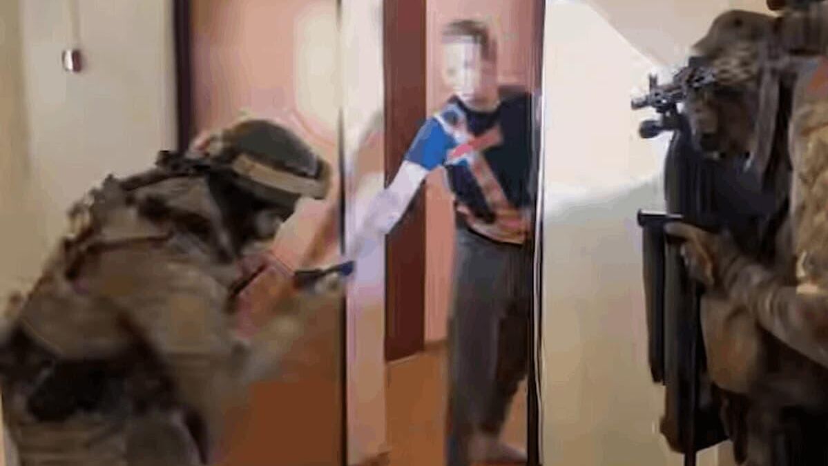 агент СБУ - РИА Новости, 1920, 18.04.2025