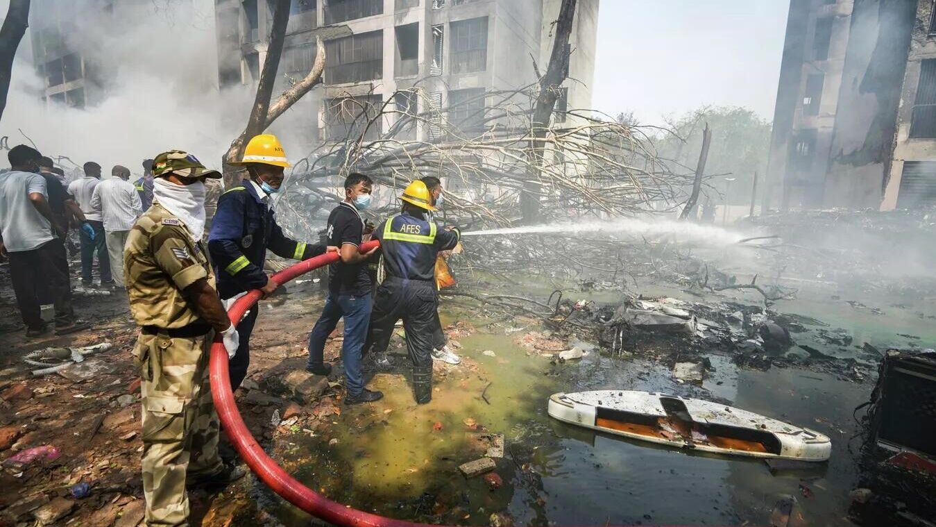 Авиакатастрофа в Индии - РИА Новости, 1920, 12.06.2025