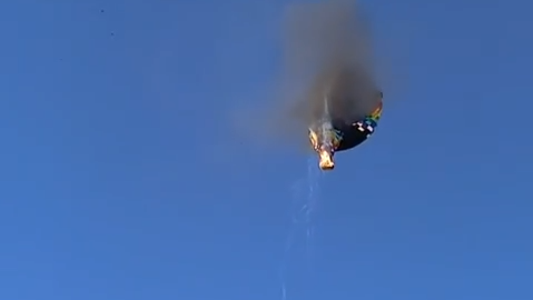 Воздушный шар упал в Бразилии - РИА Новости, 1920, 21.06.2025