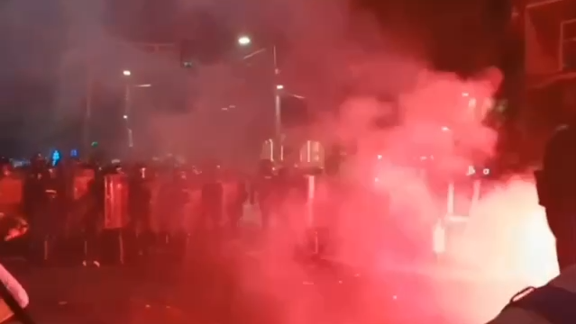 Столкновения с полицией в Белграде - РИА Новости, 1920, 29.06.2025