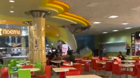 потолок обрушился - РИА Новости, 1920, 03.07.2025