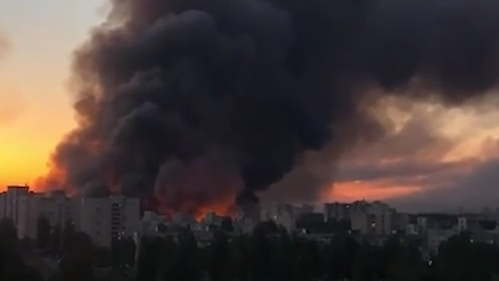 дым над Киевом - РИА Новости, 1920, 04.07.2025