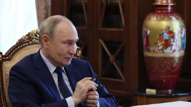 Президент Владимир Путин провел совещание по социальным вопросам