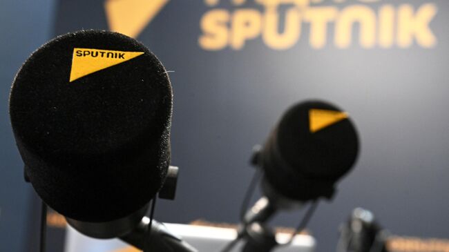 Форум АРМИЯ-2023. Стенды РИА Новости и радио Sputnik 