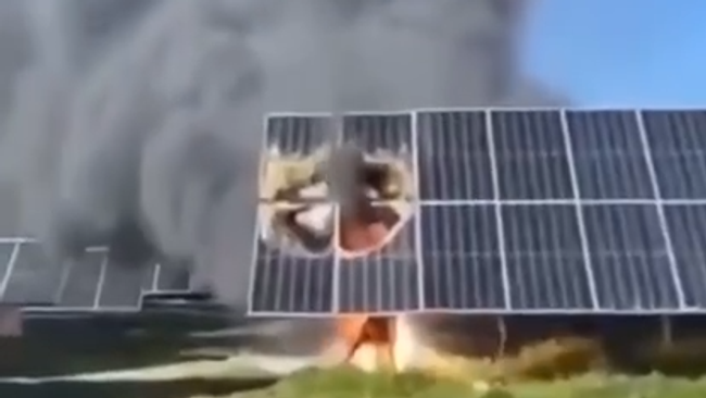 Солнечные панели горят в Испании