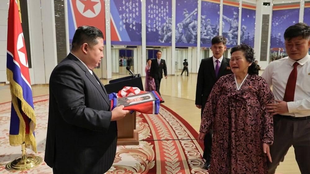 Ким Чен Ын выразил соболезнования семьям погибших в СВО северокорейских солдат - РИА Новости, 1920, 30.08.2025