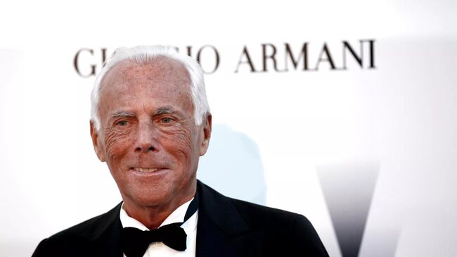 Джорджо Армани