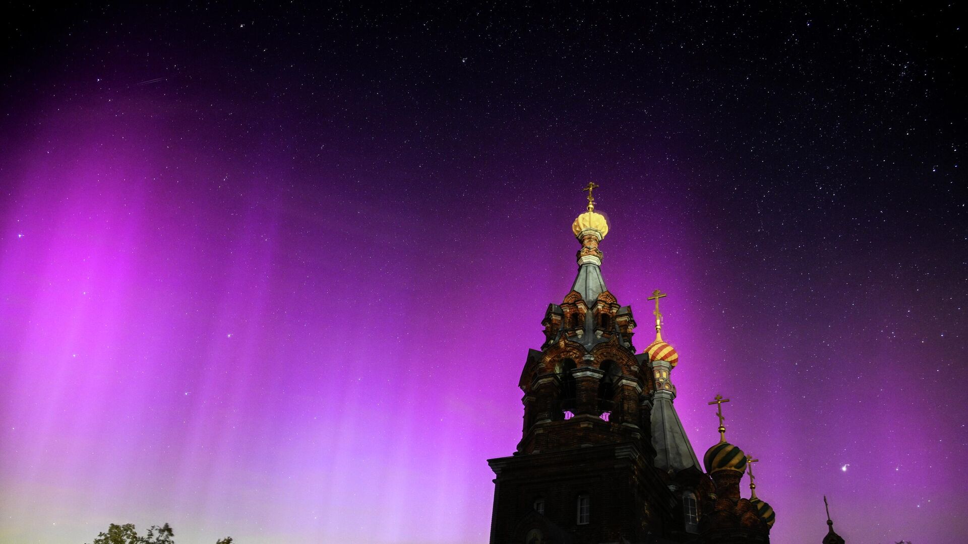 Северное сияние в Московской области - РИА Новости, 1920, 15.09.2025