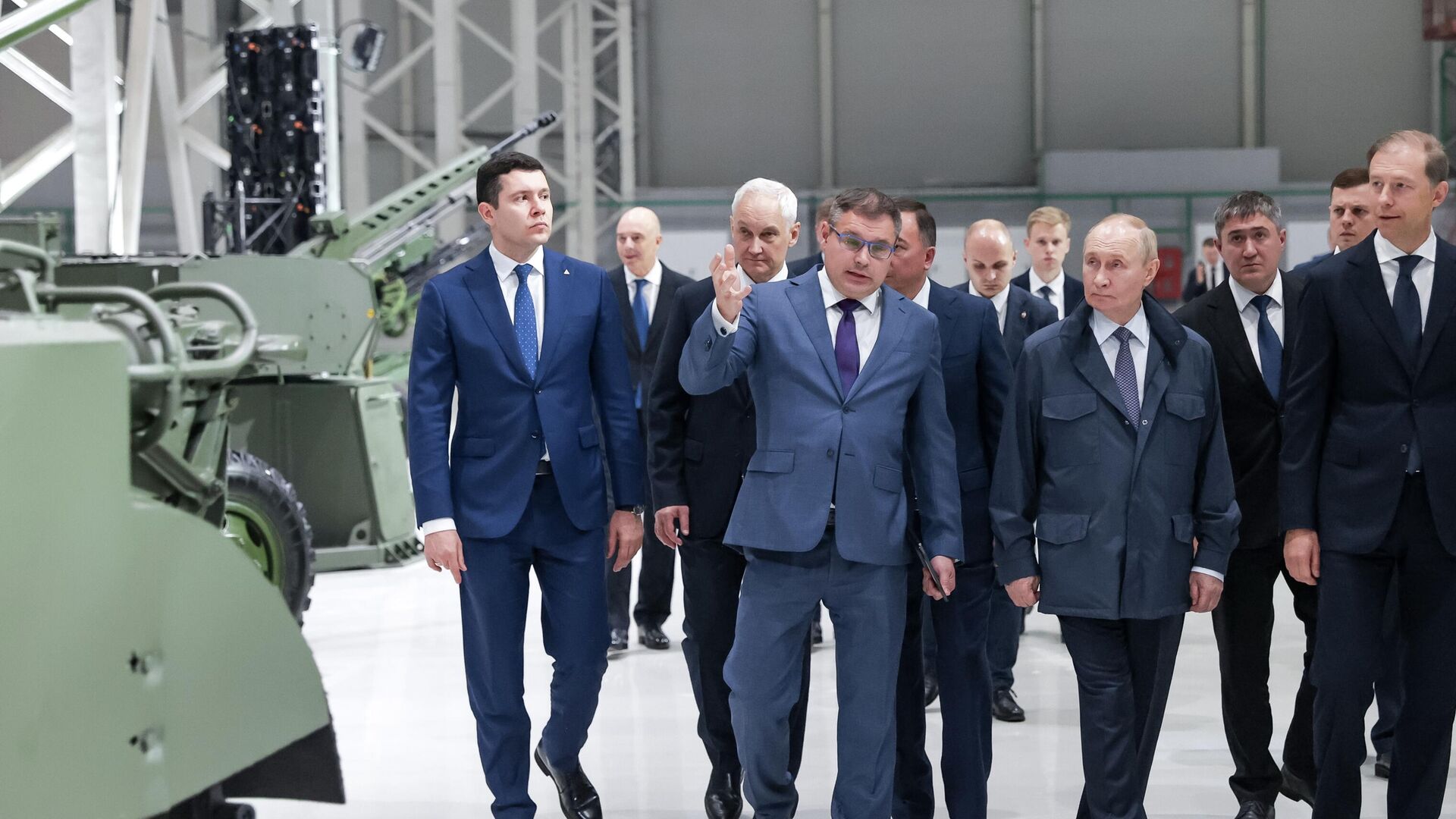 Рабочая поездка президента Владимира Путина в Пермский край - РИА Новости, 1920, 19.09.2025