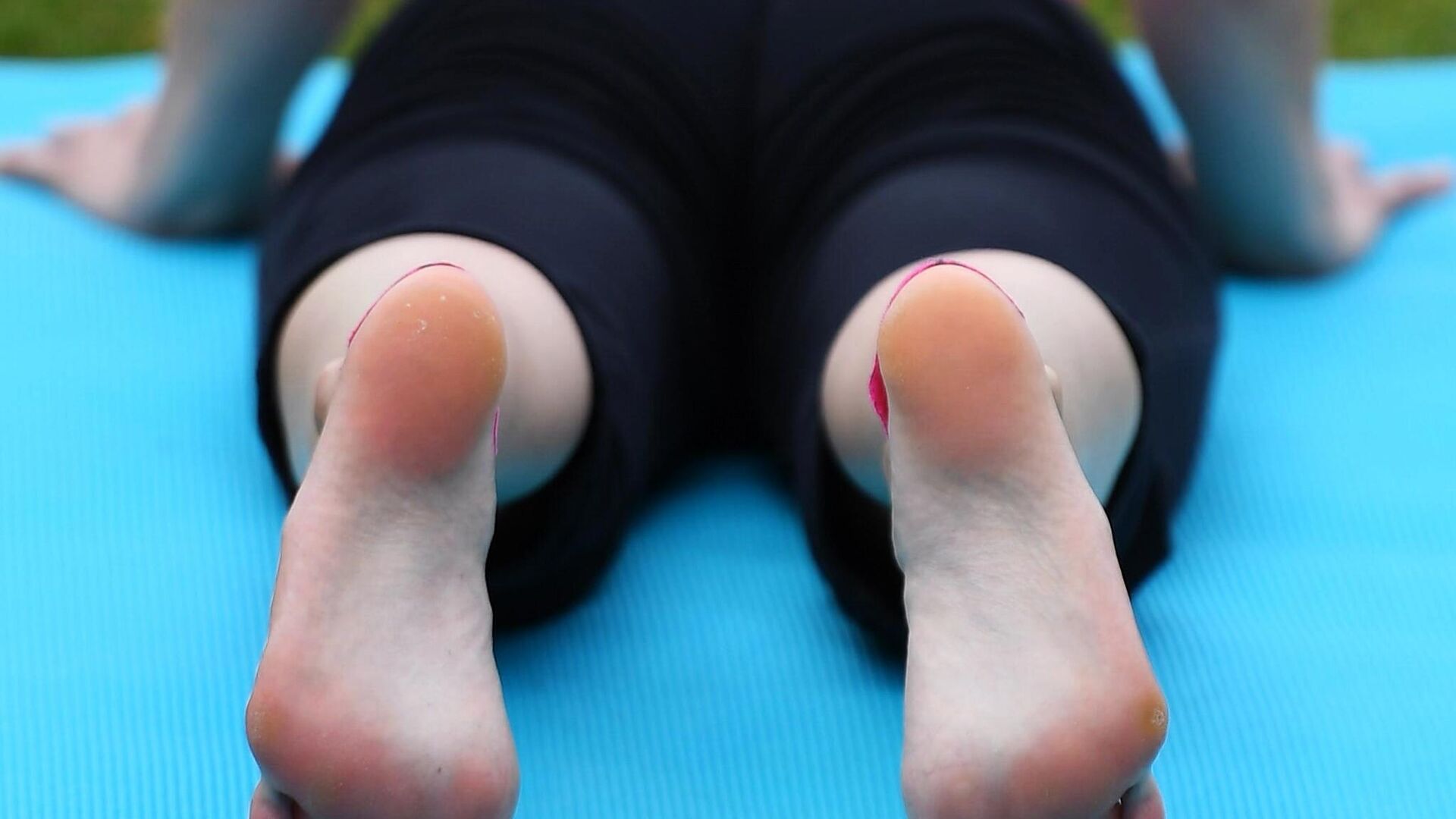 Международный фестиваль йоги в парке Зарядье - РИА Новости, 1920, 25.09.2025