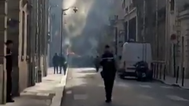 Взрыв в центре Парижа