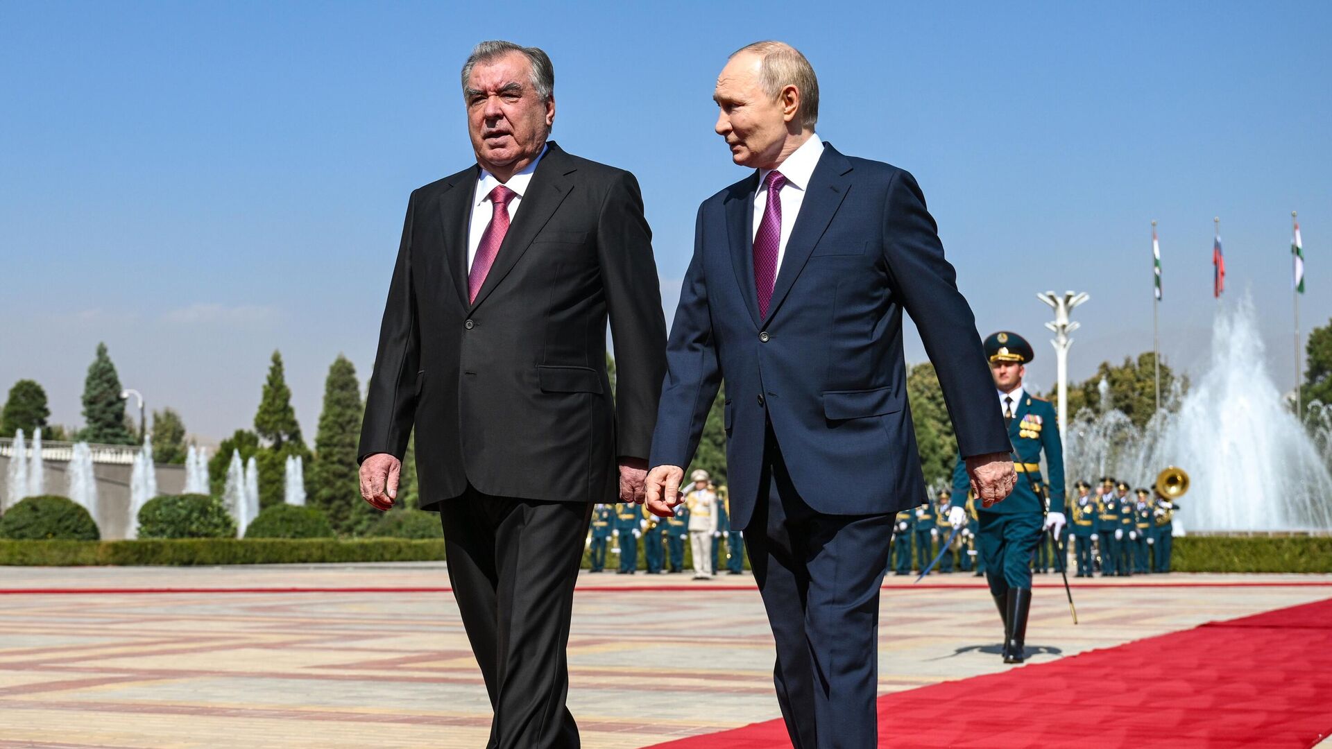 Государственный визит президента Владимира Путина в Таджикистан - РИА Новости, 1920, 09.10.2025