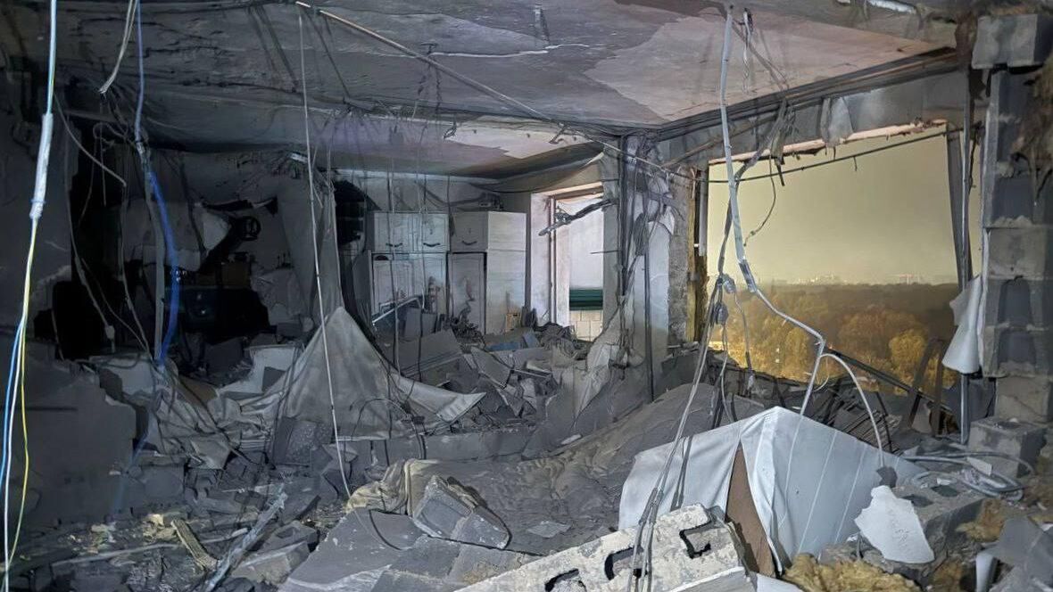 Разрушенная квартира в Красногорске - РИА Новости, 1920, 24.10.2025