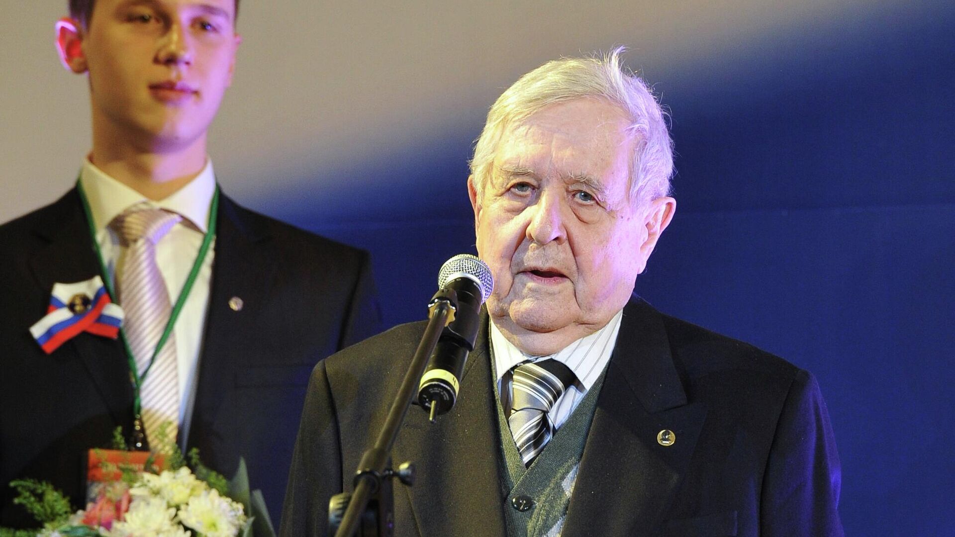 Д.Медведев на церемонии вручения премии Юрист года - РИА Новости, 1920, 10.11.2025