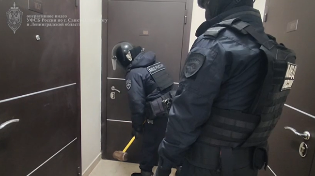 Задержаны подозреваемые в вымогательстве и разбое под видом полицейских