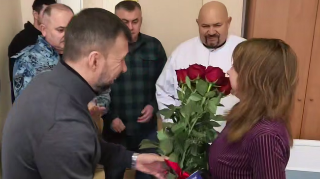 Жители Красноармейска начали получать российские паспорта