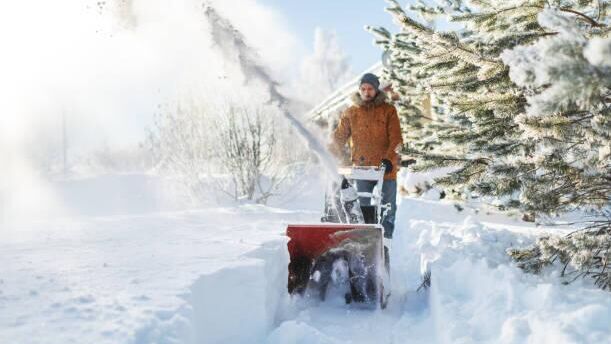 снегоуборщик - РИА Новости, 1920, 25.12.2025