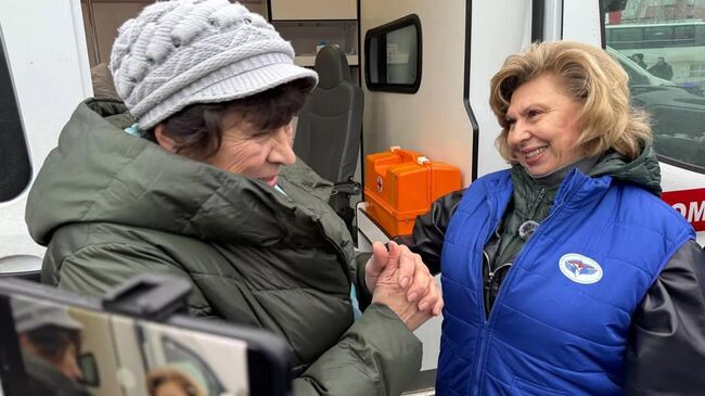 Уполномоченный по правам человека в РФ Татьяна Москалькова и возвращенные с территории Украины граждане России. 16 декабря 2025