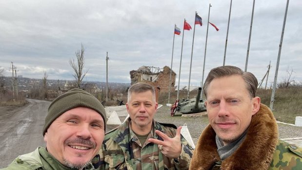 Сын экс-советника Пентагона, американского полковника в отставке Дугласа Макгрегора Камерон побывал в Донбассе - РИА Новости, 1920, 01.01.2026