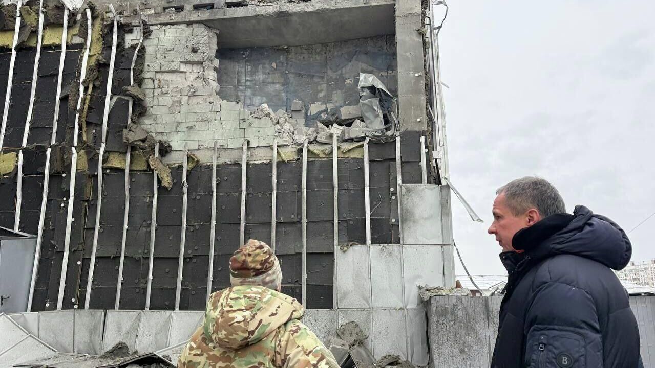 Последствия атаки ВСУ по центру Белгорода - РИА Новости, 1920, 02.01.2026