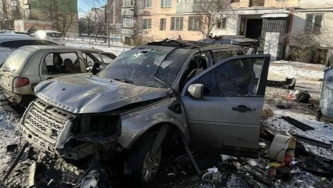 В Киеве взорвали автомобиль военного
