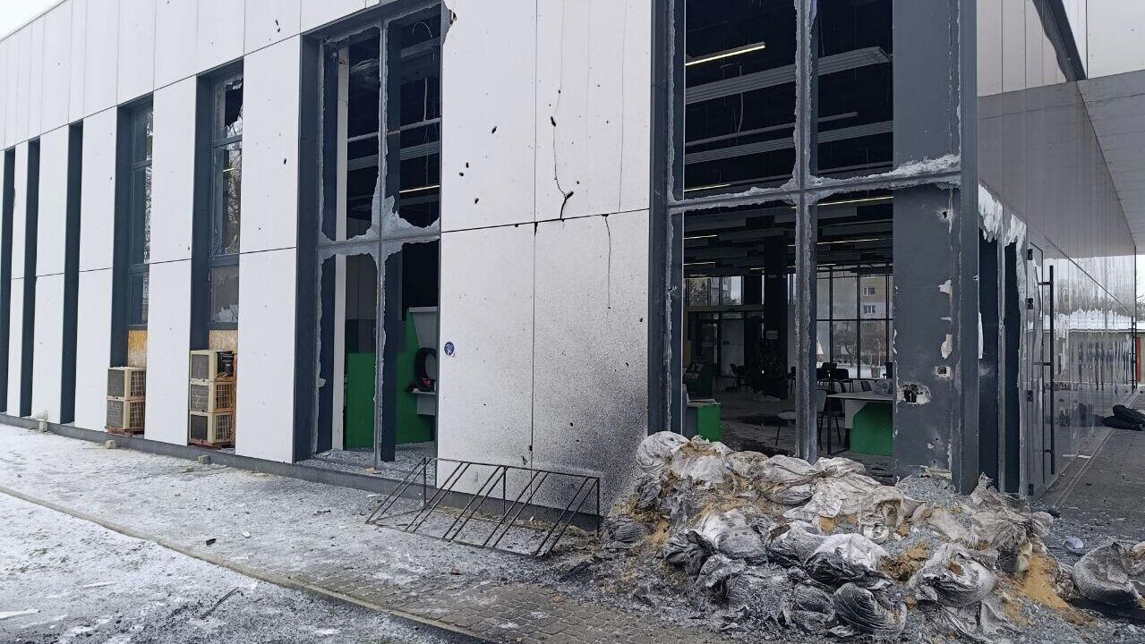 Последствия удара ВСУ в Новой Каховке - РИА Новости, 1920, 03.02.2026