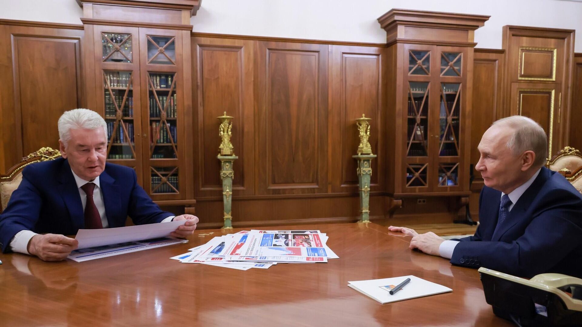 Владимир Путин провел рабочую встречу с мэром Москвы Сергеем Собяниным - РИА Новости, 1920, 09.02.2026