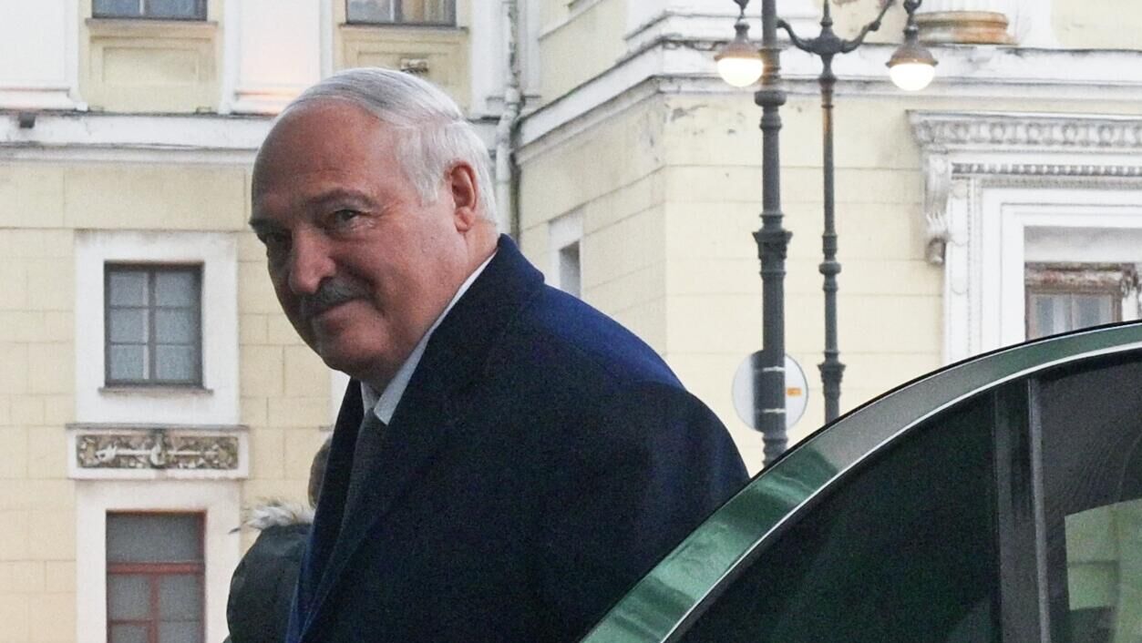 Прибытие лидеров стран на неформальный саммит СНГ в Санкт-Петербурге  - РИА Новости, 1920, 18.02.2026