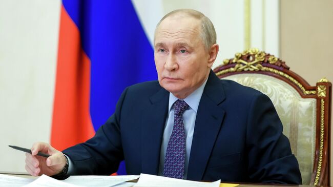 Президент Владимир Путин провел совещание с членами правительства РФ Президент Владимир Путин провел совещание с членами правительства РФ