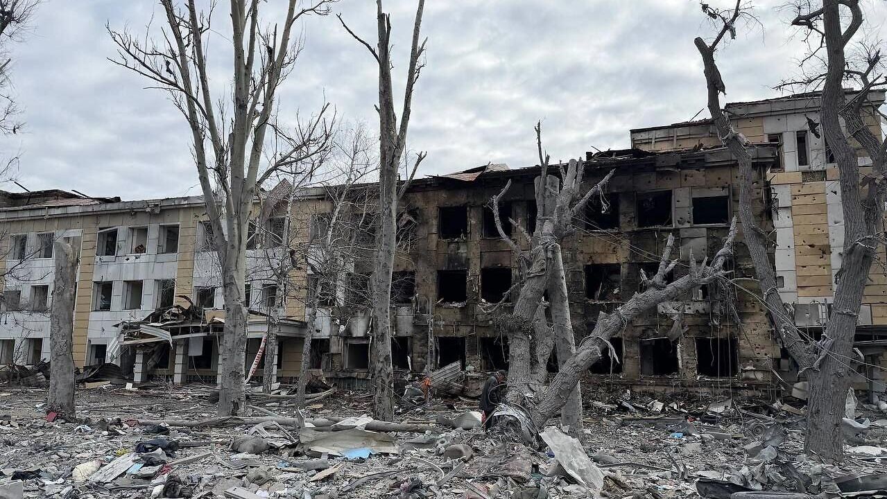 Последствия удара украинских БПЛА по медучреждению в ДНР - РИА Новости, 1920, 13.03.2026