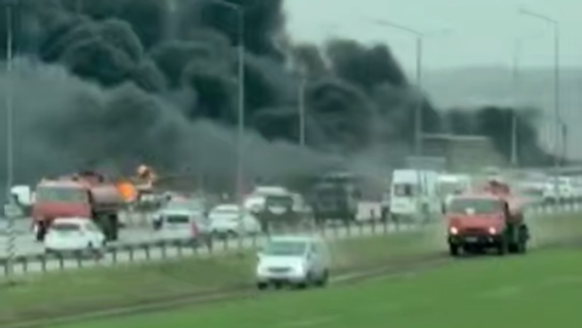 Бензовоз загорелся и взорвался после массовой аварии на трассе Ростов – Таганрог