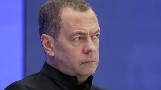 Рабочая поездка зампреда Совбеза РФ Дмитрия Медведева в Свердловскую область Рабочая поездка зампреда Совбеза РФ Дмитрия Медведева в Свердловскую область