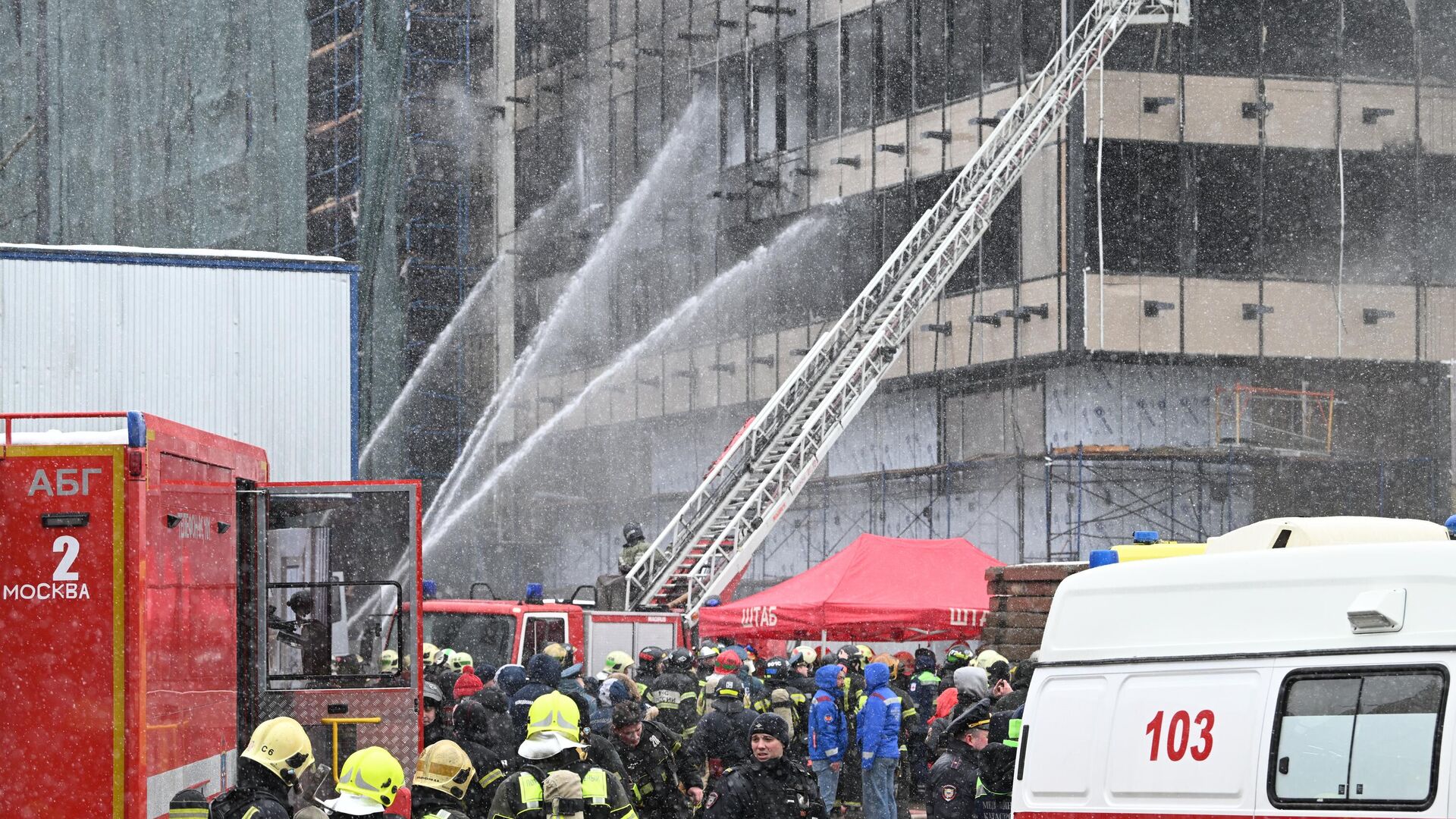 Пожар в строящемся ЖК в Москве - РИА Новости, 1920, 28.04.2026