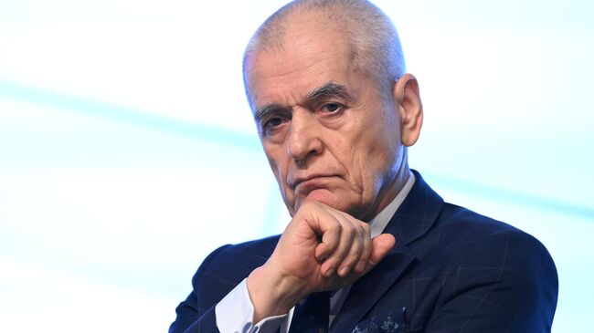 Геннадий Онищенко. Снижение заболеваемости ВИЧ, прививки от энцефалита и питание в майские праздники