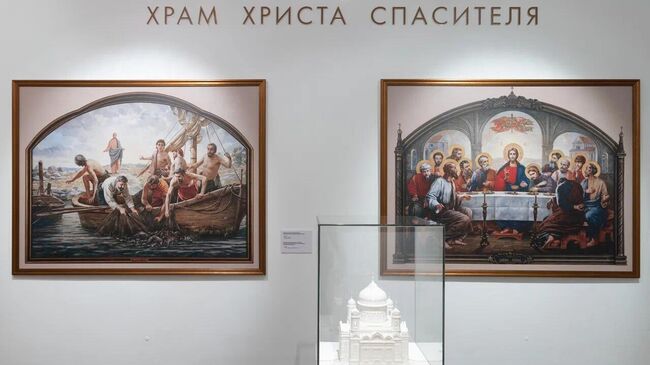 Выставка В поисках Света Василия Нестеренко в ММОМА