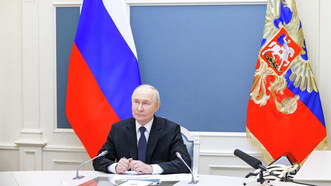 Президент РФ Владимир Путин и президент Белоруссии Александр Лукашенко провели учения ядерных сил Президент РФ Владимир Путин и президент Белоруссии Александр Лукашенко провели учения ядерных сил