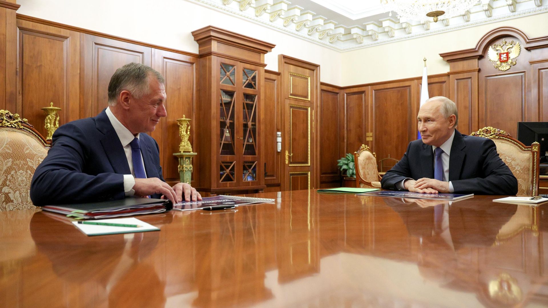 Встреча президента Владимира Путина и вице-премьера Марата Хуснуллина Встреча президента Владимира Путина и вице-премьера Марата Хуснуллина - РИА Новости, 1920, 16.07.2026